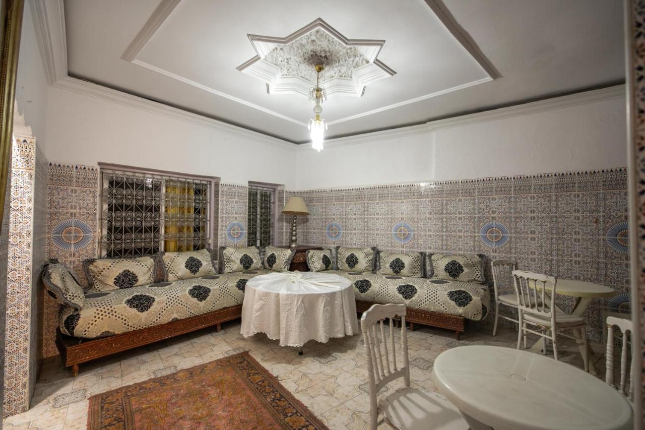 Fes Hostel Home ภายนอก รูปภาพ